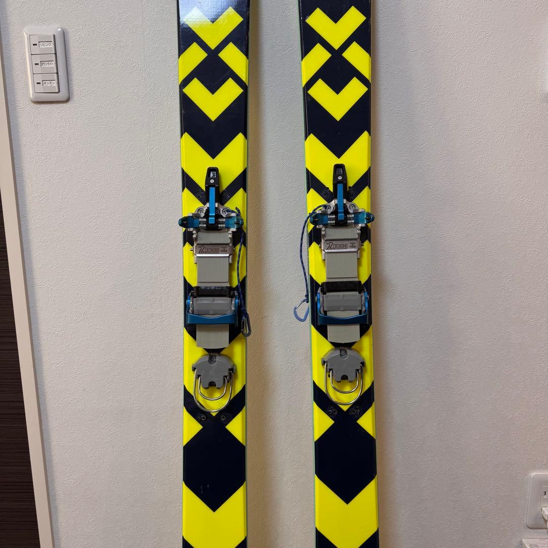 スキー blackcrows atris + 22designs Lynx