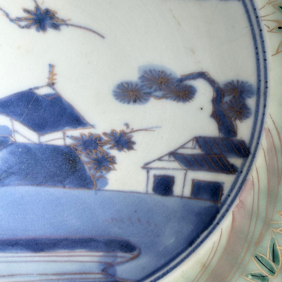 古伊万里　青磁染付風景図菊花形七寸皿　太明成化年製　直径約21cm　鶴亀