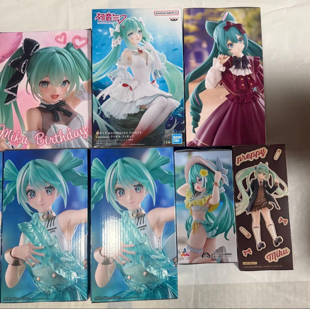 初音ミク　１０体