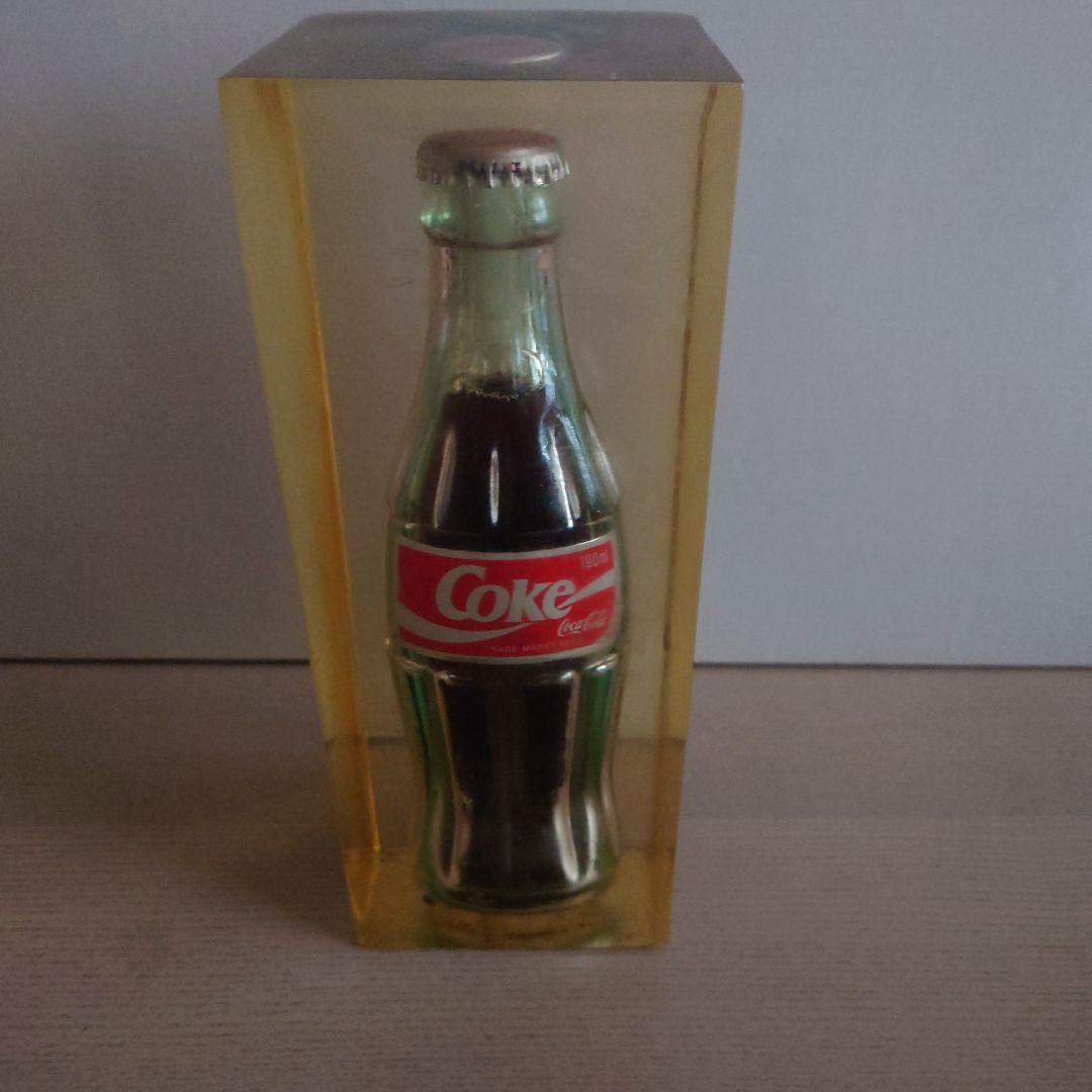 Coca-Cola 瓶入りソフトドリンク ケース付き