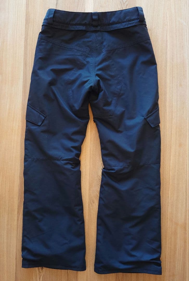 VOLCOMボルコム　キッズ用スノーボードウェア上下セット