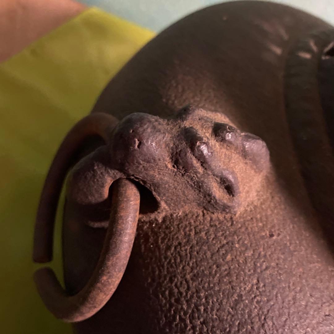 鉄製茶釜 網目模様 丸型フタ付き 長期保管品