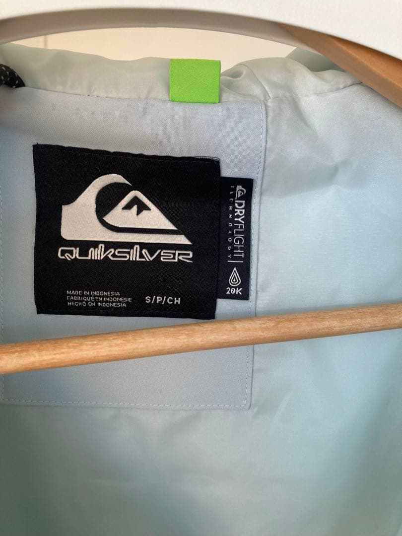 QUICKSILVER スノーボードジャケットS 新品未使用　防水透湿20K