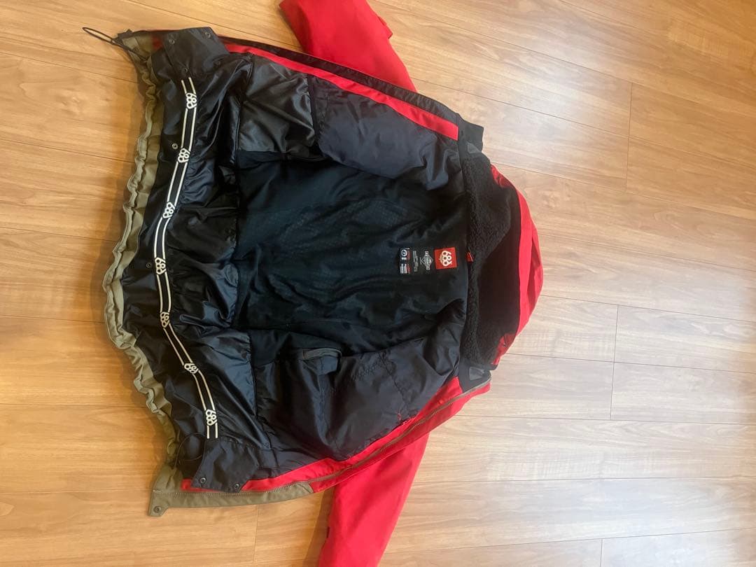 686 スノーボードジャケット