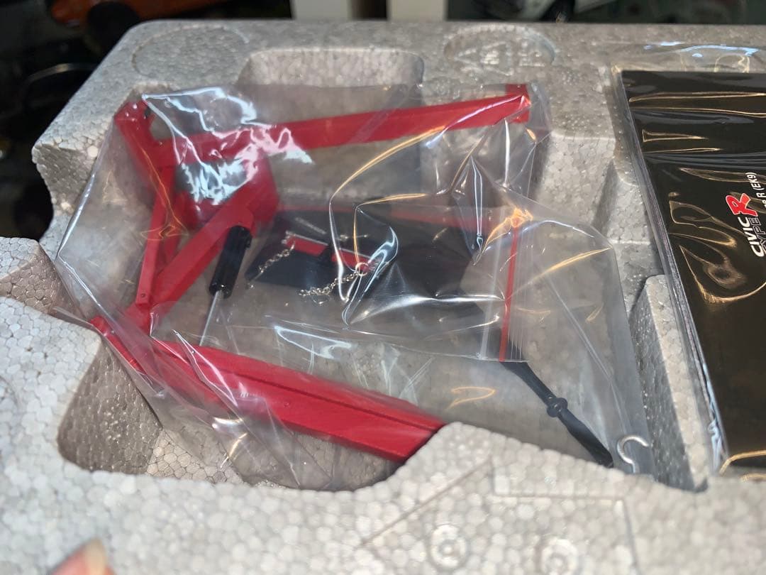 MOTOR HELIX 1/18 ホンダシビックtypeR(ホワイト)