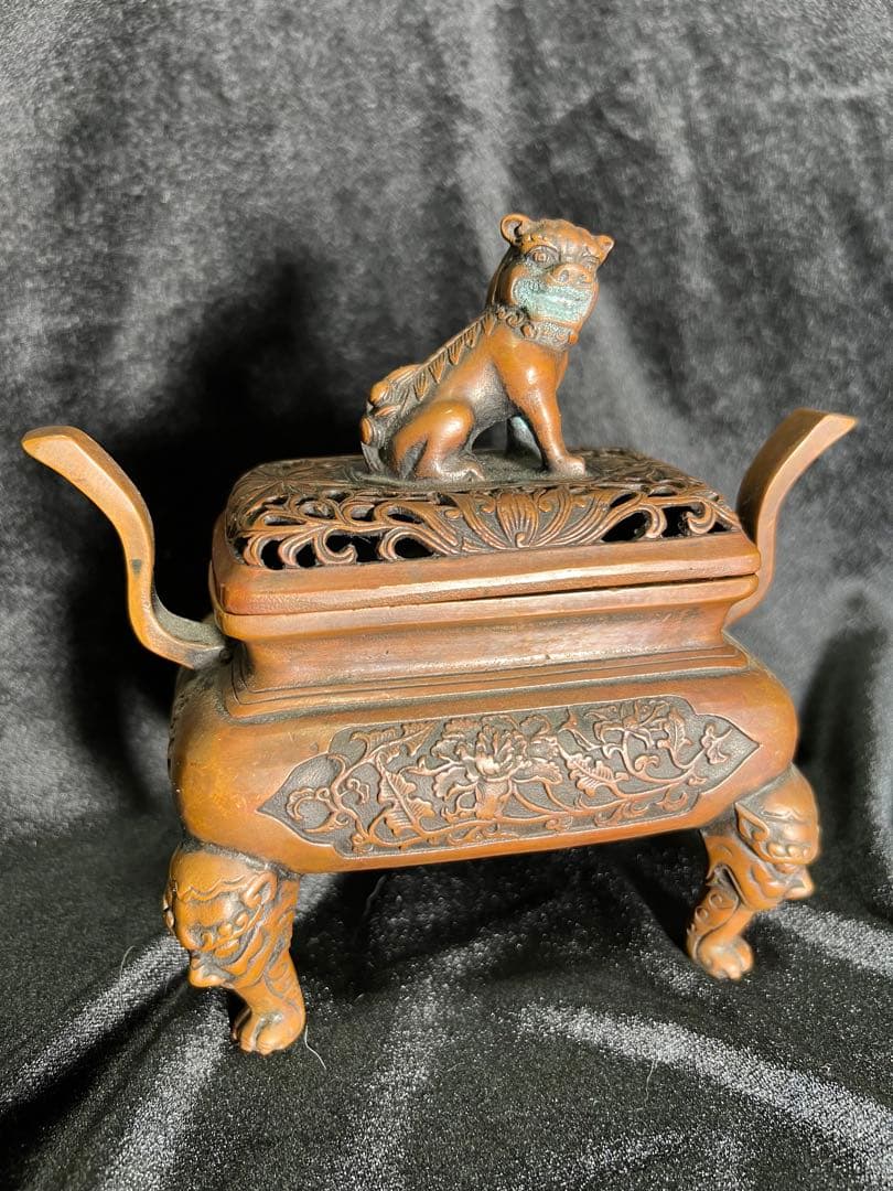 大明宣德年製骨董時代物古代 彫刻像金持ちライオン像香炉15x16cm金属製