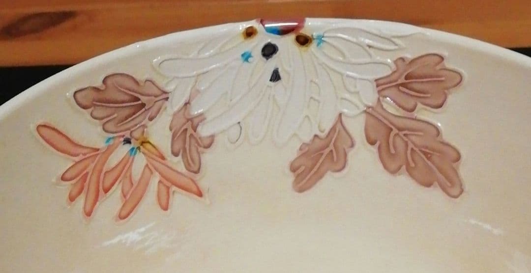 山本一如作　淡茶　交趾　菊　茶碗　共箱　共布　略歴付　茶道具