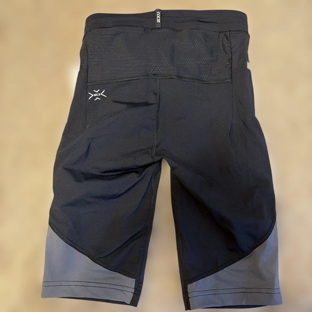 2XU ライトスピードリアクトコンプレッションタイツ