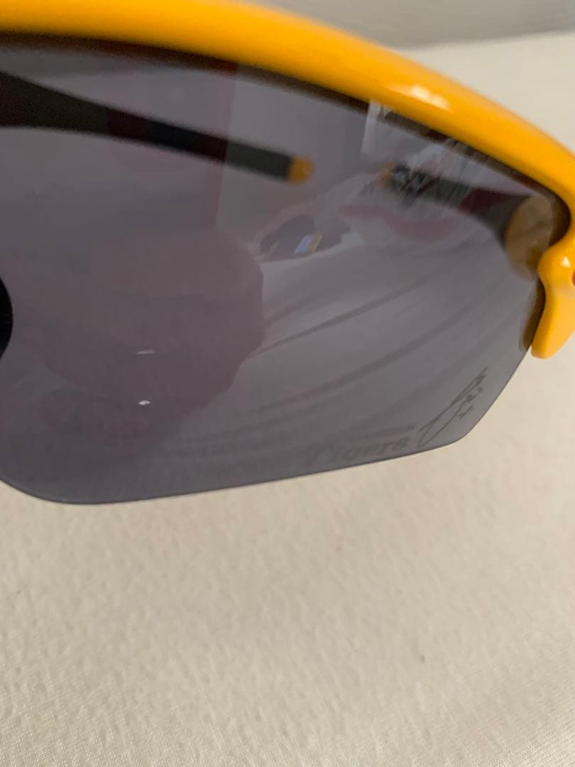 （値引き不可）阪神タイガース　サングラス　オークリー　鳥谷敬　モデル　サイン