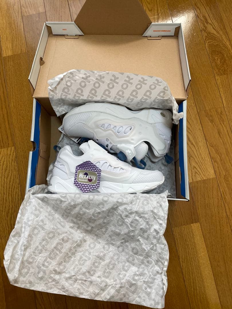 リーボックポンプフューリー　未使用　白色27cm