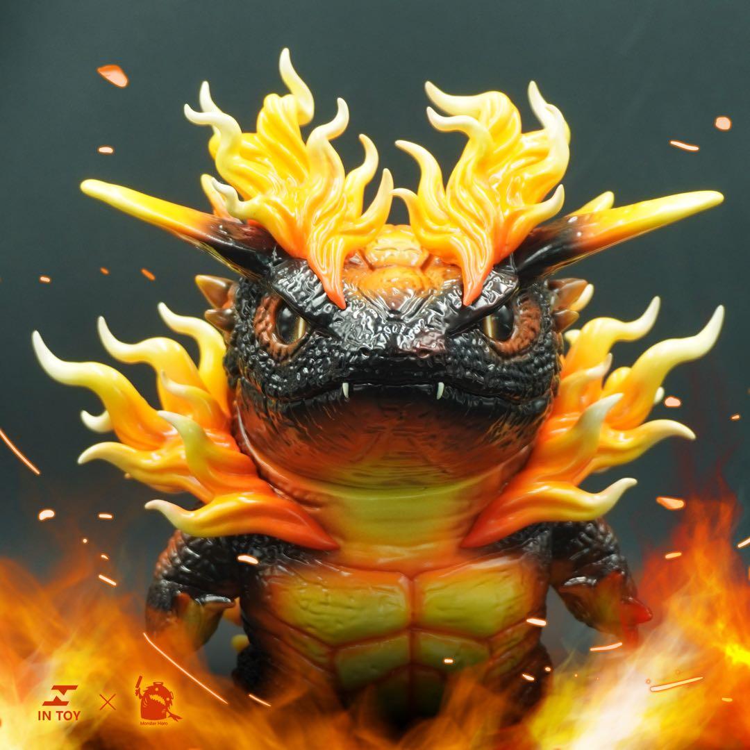 サラマンダー怪獣　燦金　限定　モンスター　可動　ソフビ　フィギュア　アートトイ