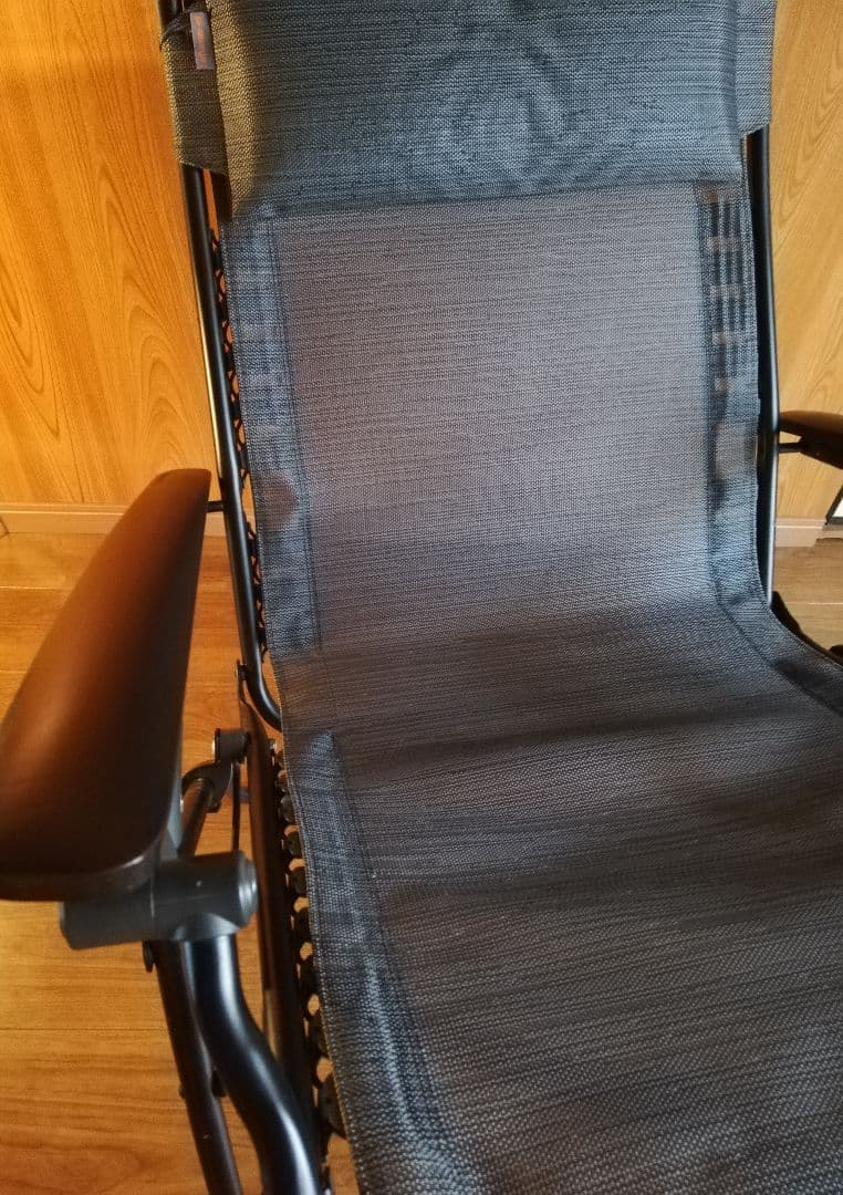 ♕ ラフマチェア