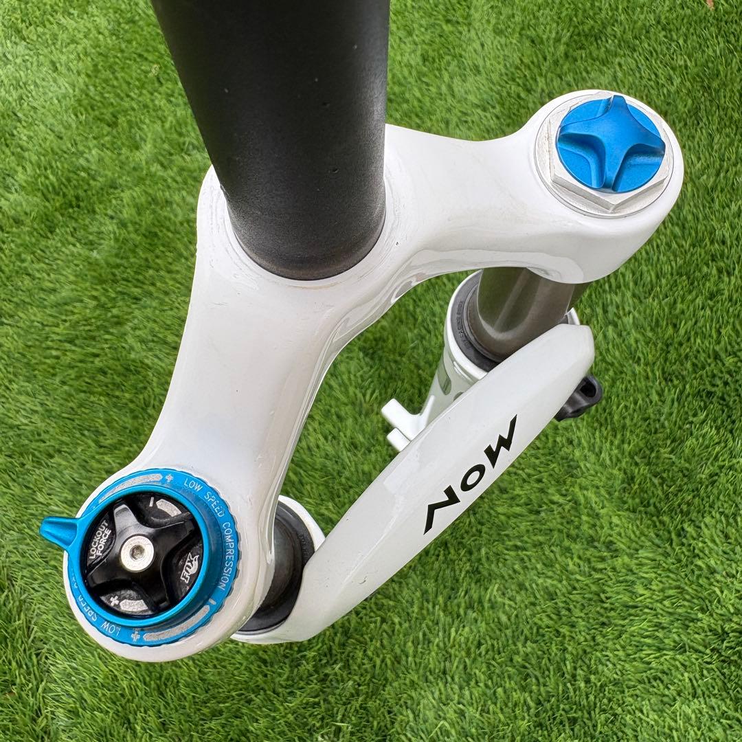 FOX 32 RLC サスペンションフォーク　29インチ