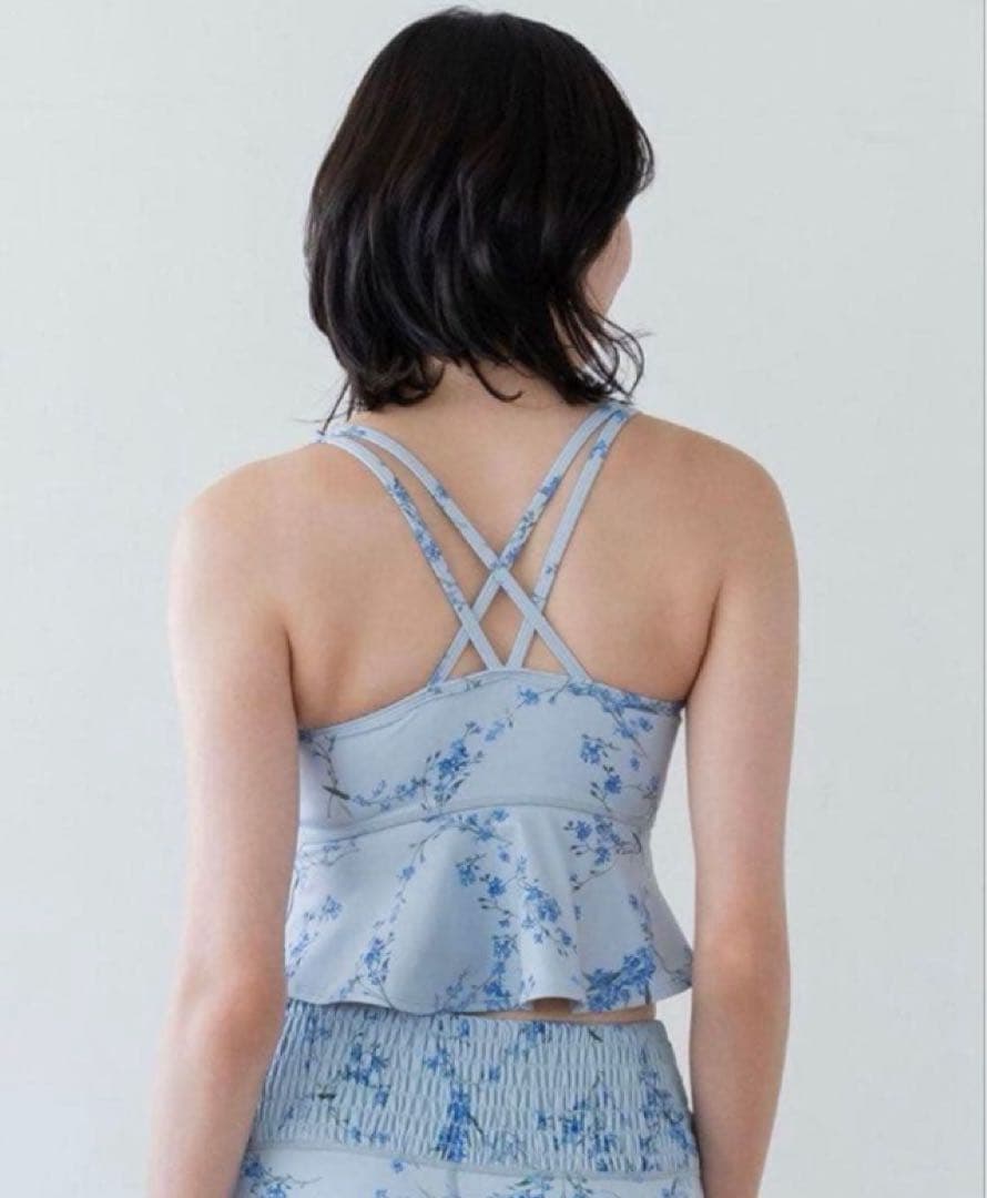 スカーラ sukala スプリングフラー セットアップ L