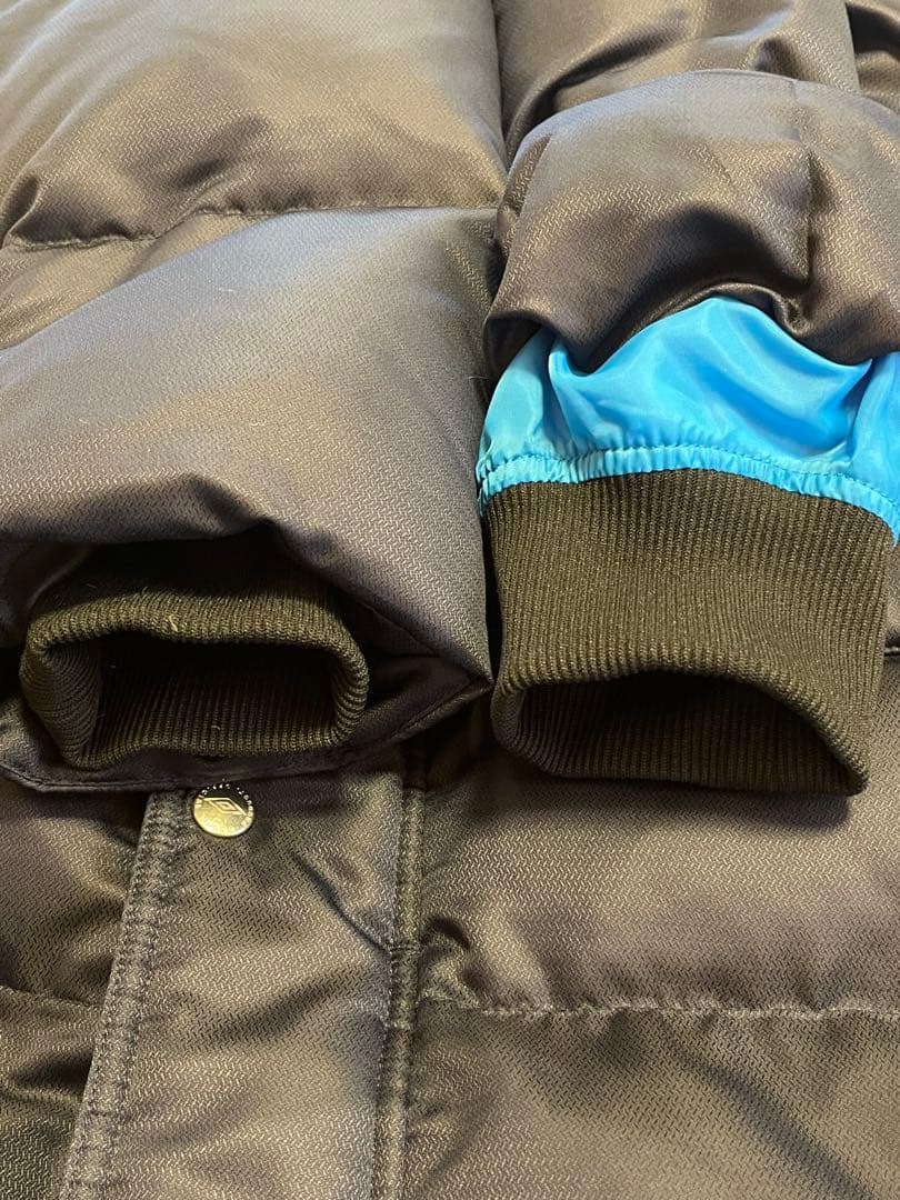 ［美品］umbro　ロングダウンコート　 ベンチコート　ネイビー フード付　L