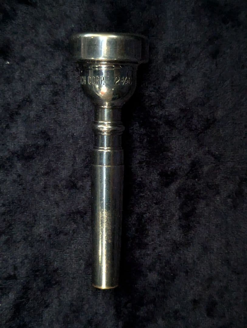バック　トランペットマウスピース　2 1/2C 旧刻印