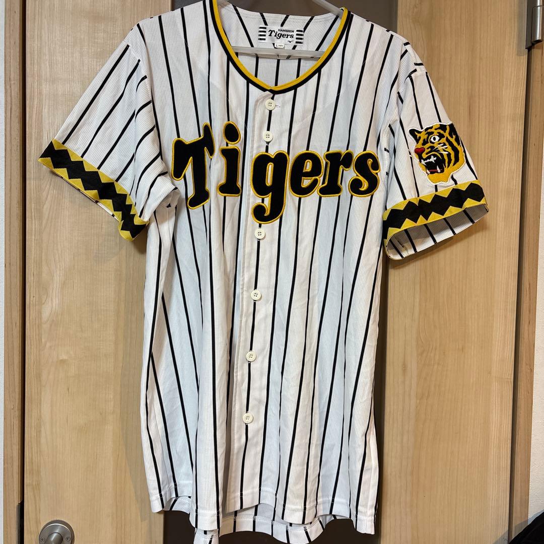 阪神タイガース 輝流ライン 復刻ユニフォーム 2018伝統の一戦 ホーム