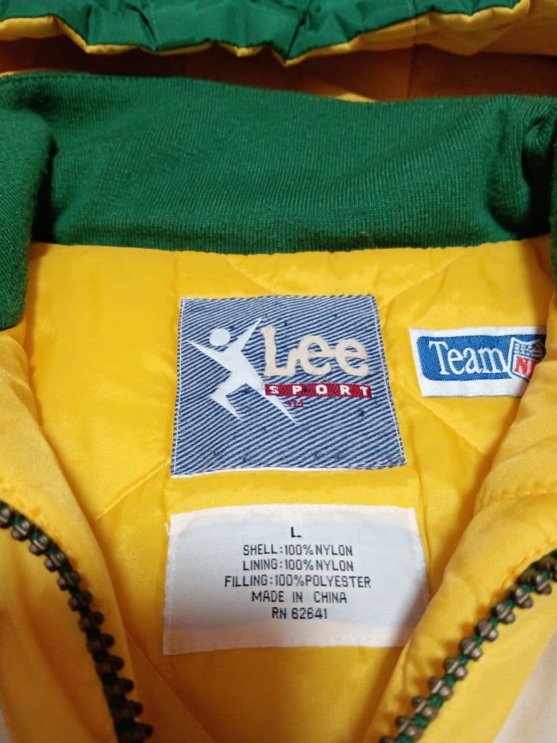 LeeSPORT NFL グリーンパッカーズ　ナイロンプルオーバージャケット