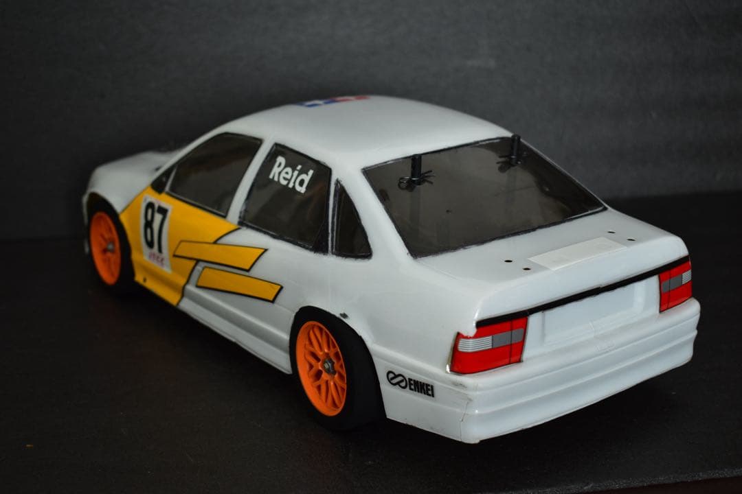 1/10 タミヤ TA-03F オペル ベクトラ JTCC メカ付き