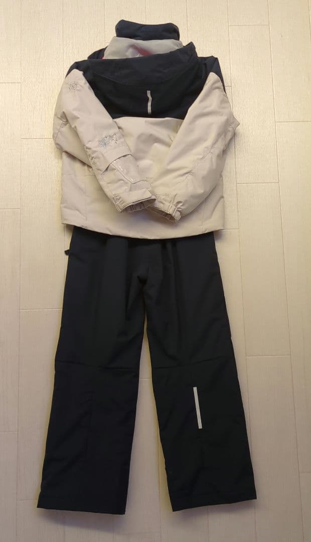 デサント　 スキーウェア スキースーツ 上下セット ガールズ 　130
