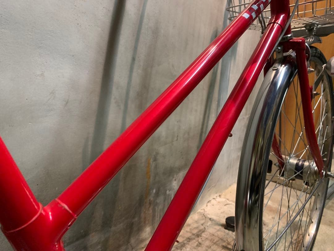 赤 シティサイクル 26インチ バスケット付き