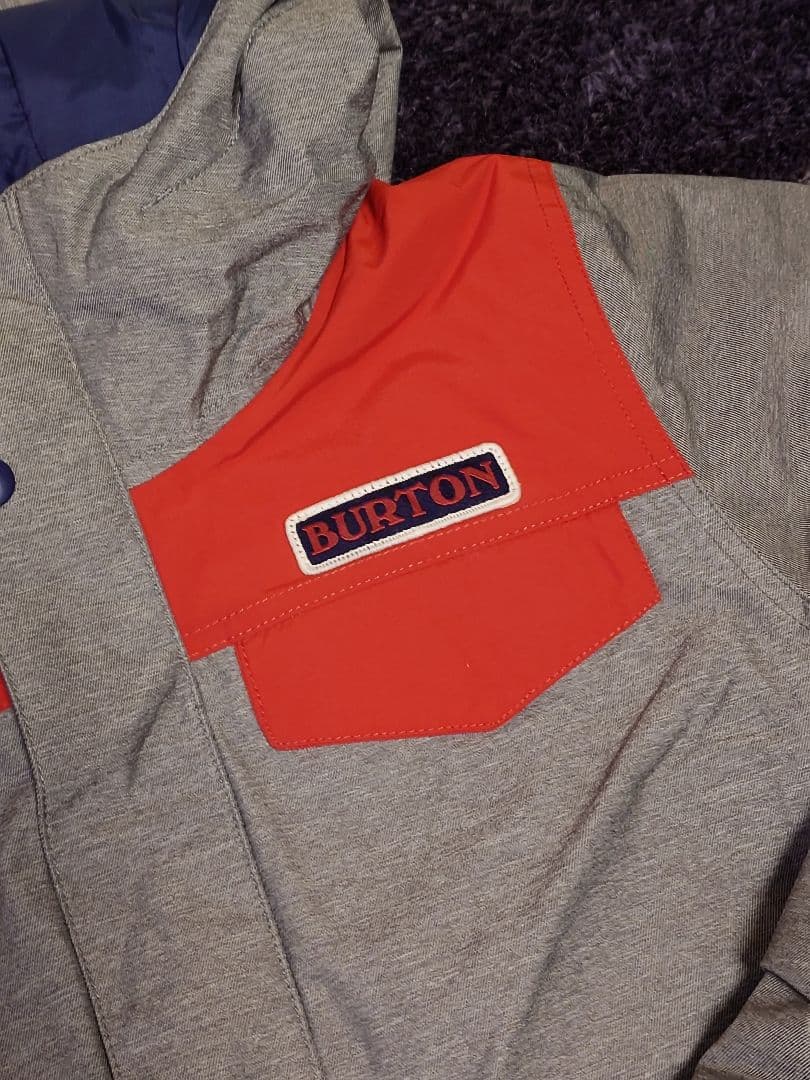 BURTON、QUIKSILVER 子ども用スノボ、スキーウェア 150-160