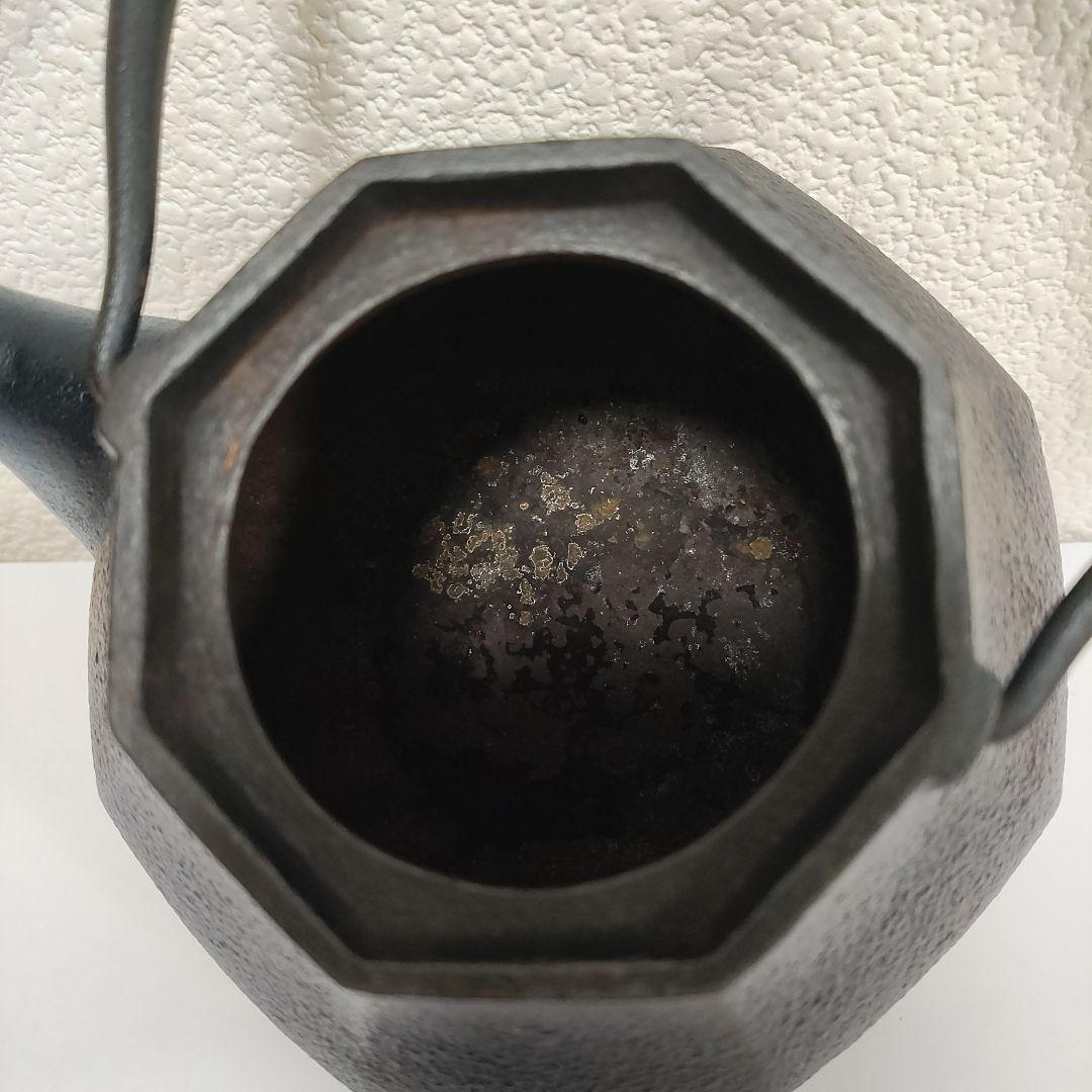 八角形 鋳鉄 鉄瓶 つまみ付き（南部鉄器）