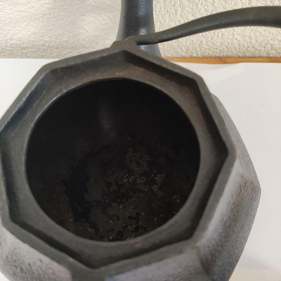 八角形 鋳鉄 鉄瓶 つまみ付き（南部鉄器）