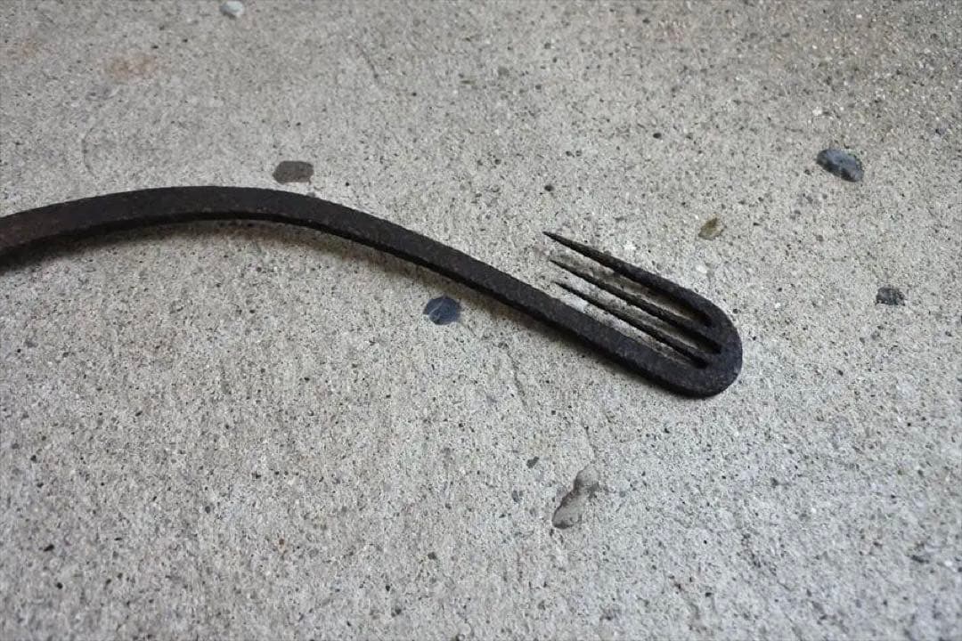 鉄製　うなぎ取り　うなぎ掻き　アンティーク　オブジェ　古民芸　骨董