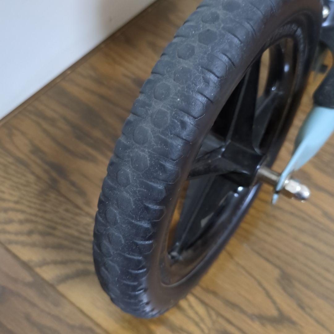 ストライダー　2023年限定色アイスブルー