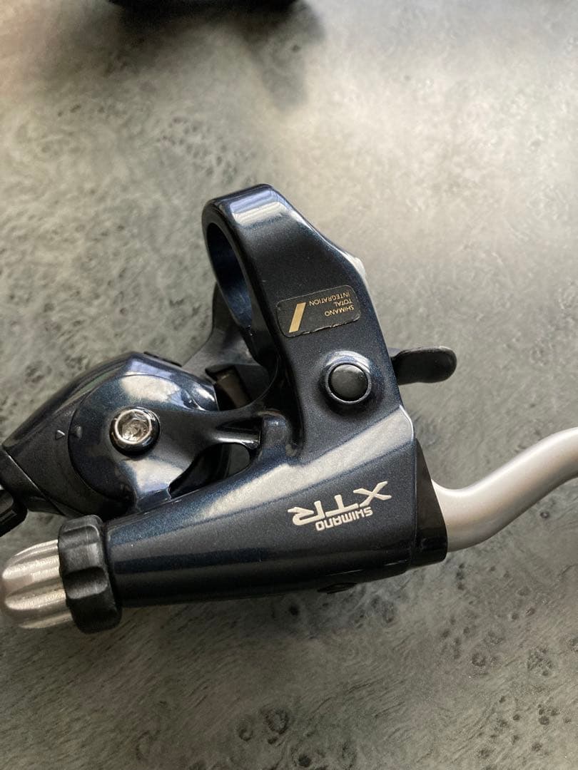 SHIMANO シマノ XTR ST-M900 ブレーキシフトレバー 3×8速