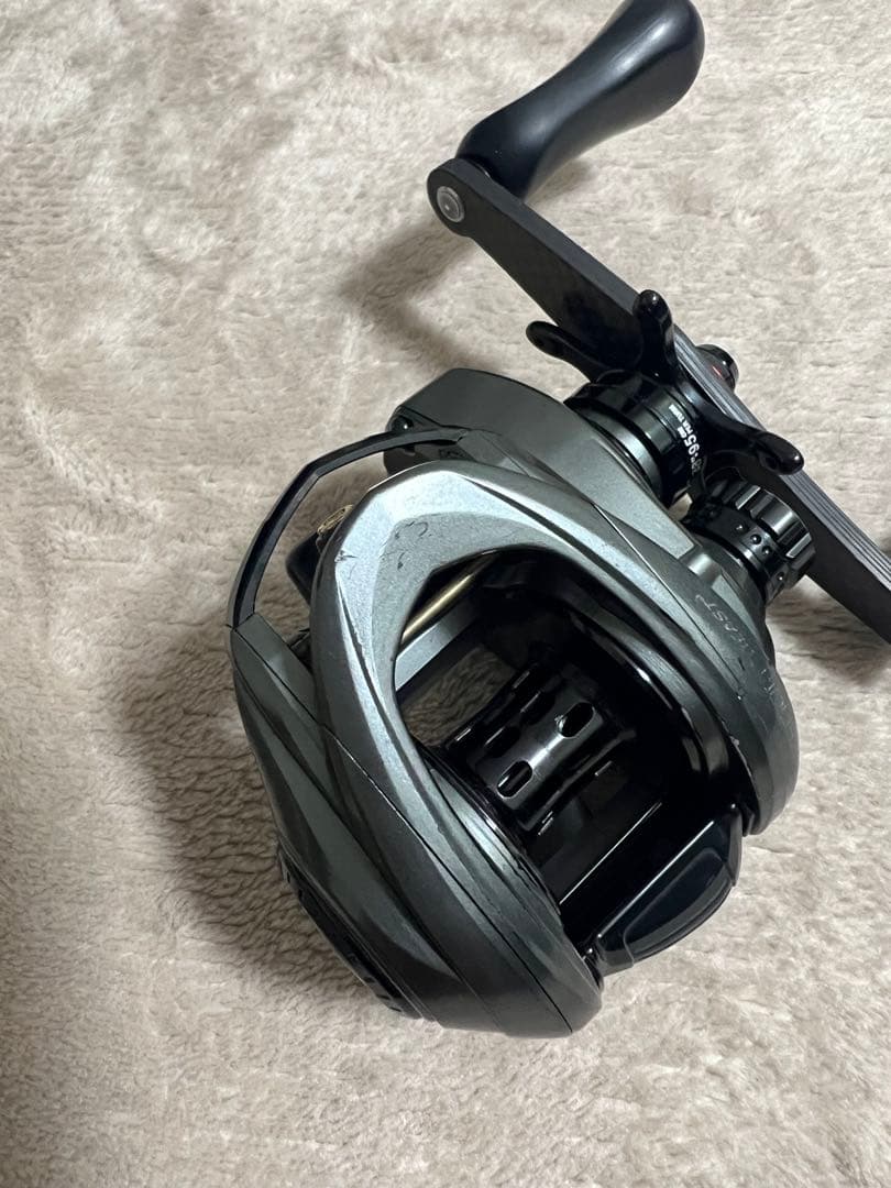 Abu Garcia ZENON ビースト9ベイトリール