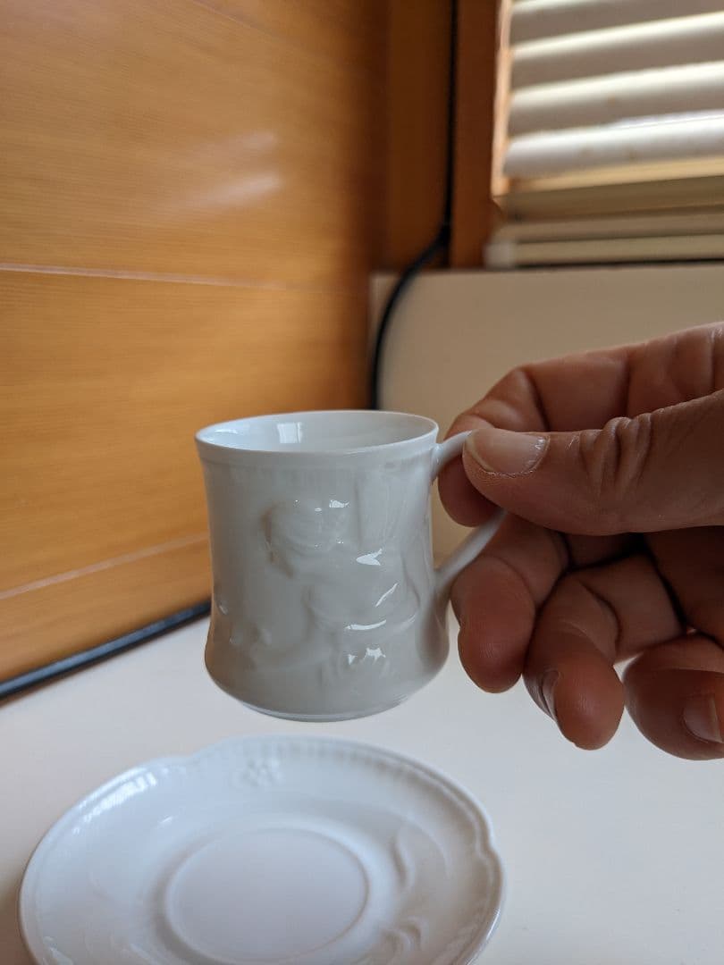 リチャードジノリ　アイリス　デミタス カップ＆ソーサー