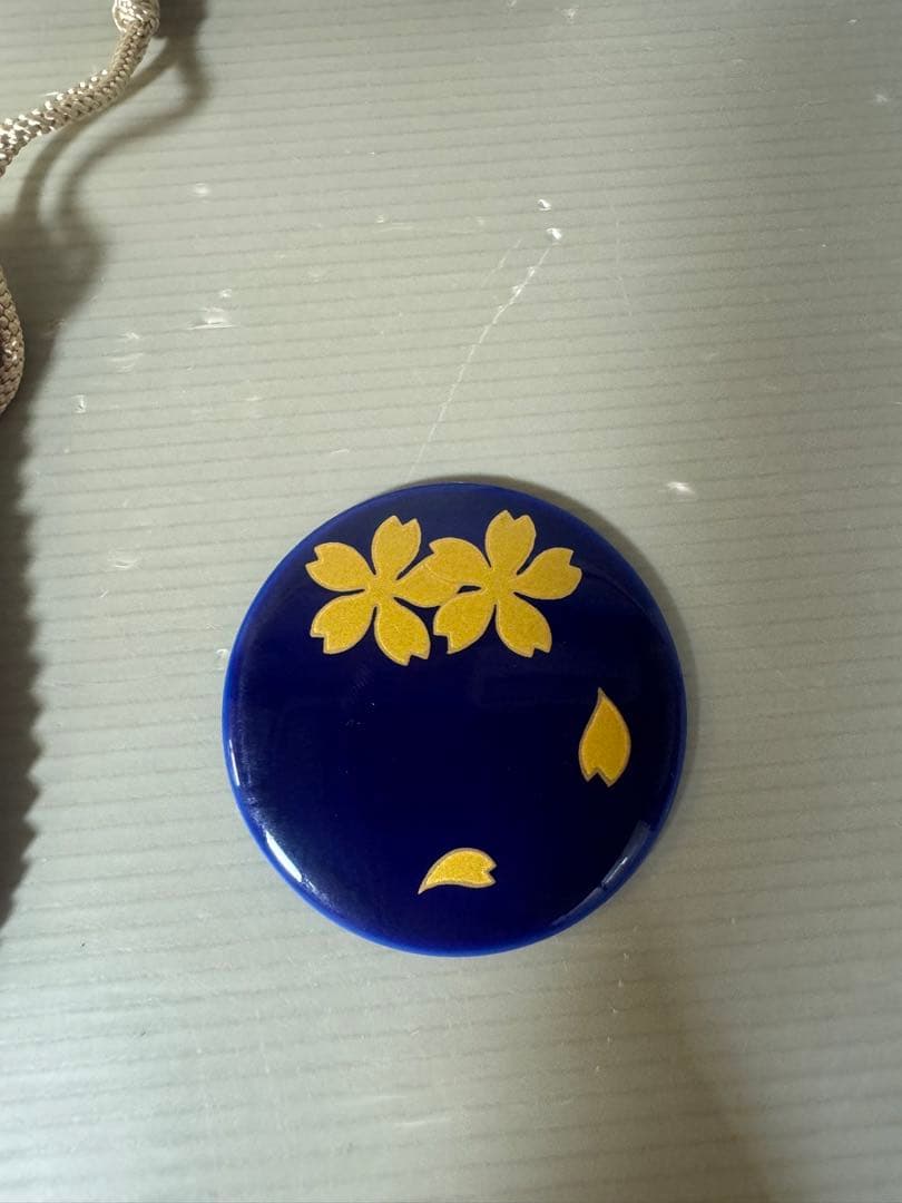 2550 深川製磁　瑠璃地金彩桜　手鏡　未使用