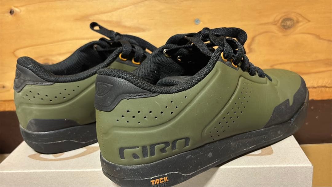 Giro latch フラットペダル用シューズ　ＭＴＢ