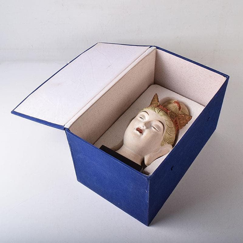 中国　石膏像　敦煌供養菩薩像　常書鴻題　千仏洞　仏像　箱付　M　7650C