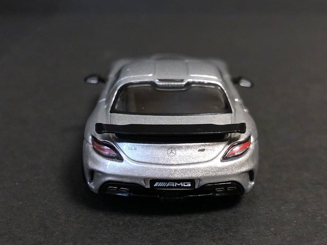 ターマックワークス 1/64 メルセデスベンツ SLS AMG ブラックシリーズ