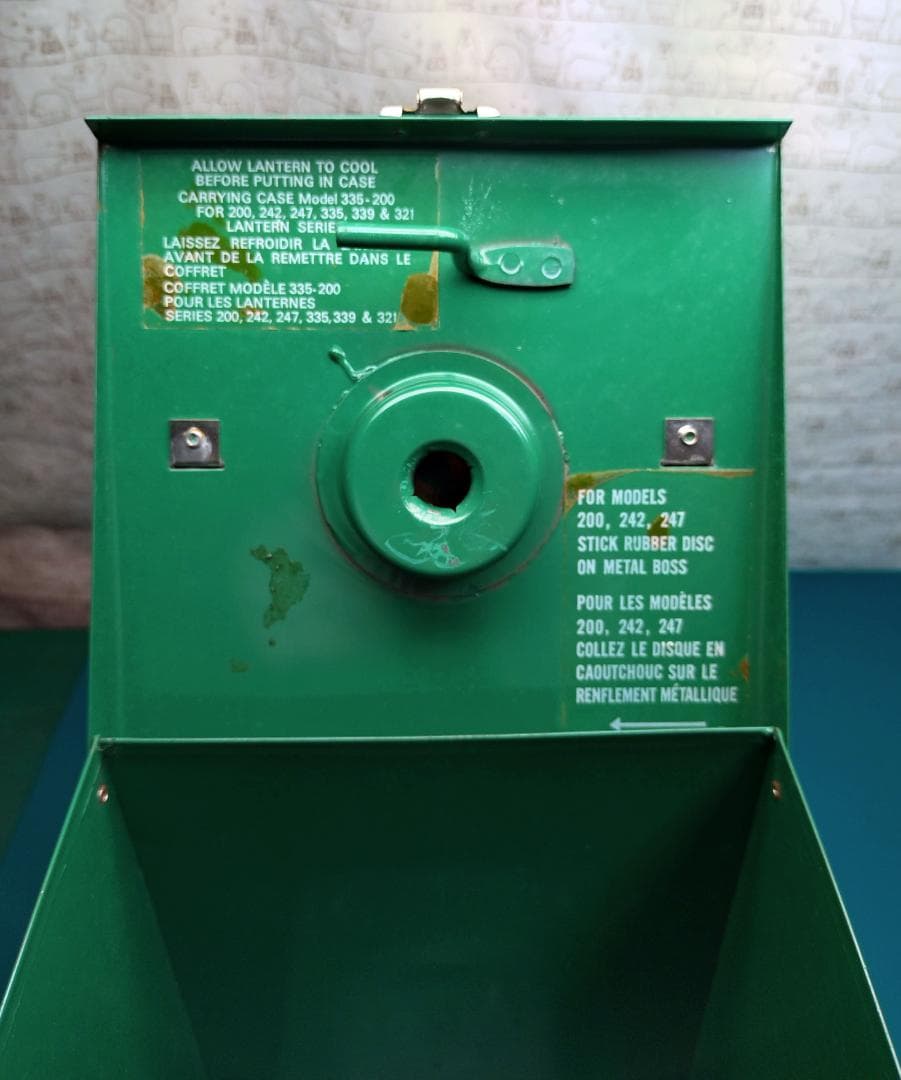 Coleman 　スチールランタンケース　中古