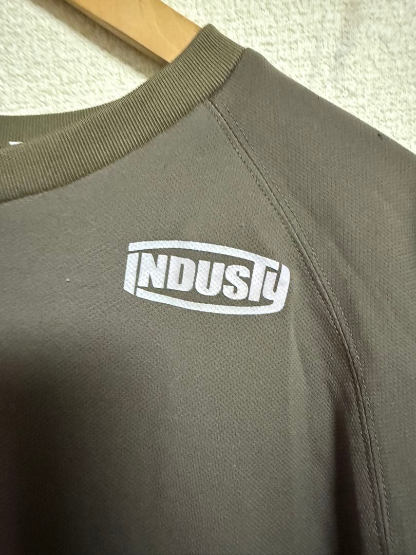 INDUSTY パッド付きプロテクターシャツ