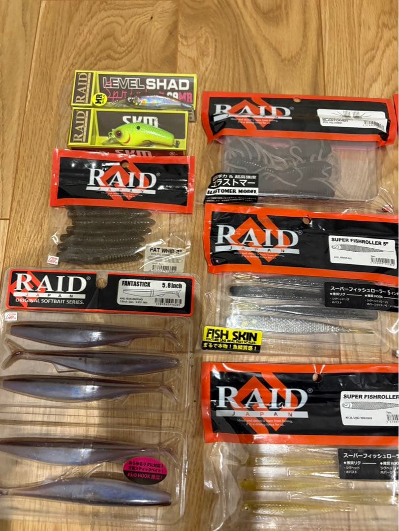 最新レイドジャパンルアーセット10点　新品未使用品