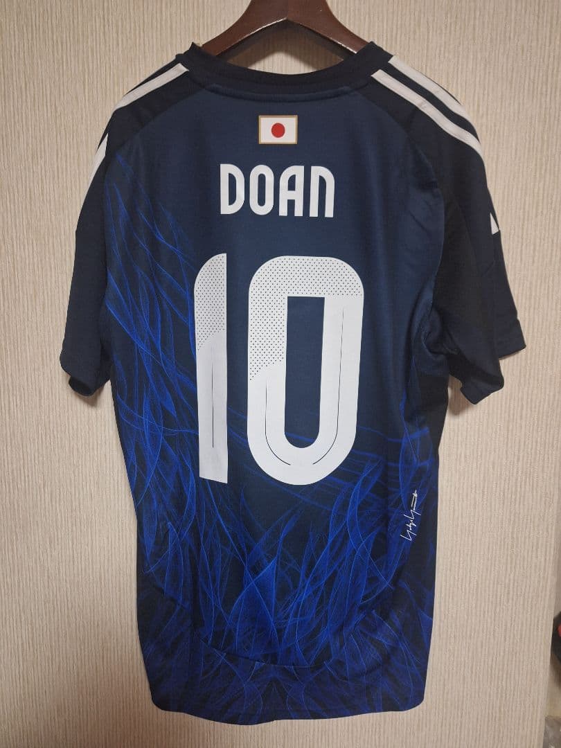 新品未使用。 サッカー日本代表　堂安律選手　レプリカユニフォーム Oサイズ