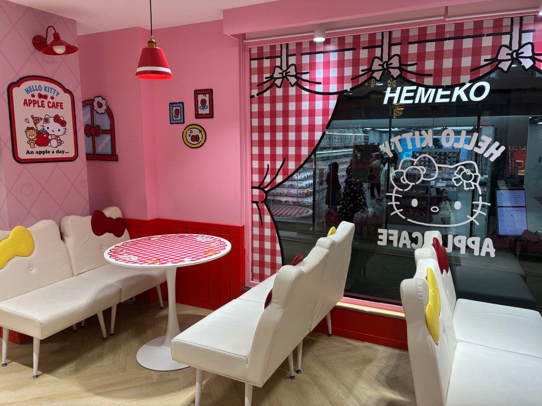 新作 正規品 ボンボンドロップシール サンリオ コンプリート8点 ➕バッグ付