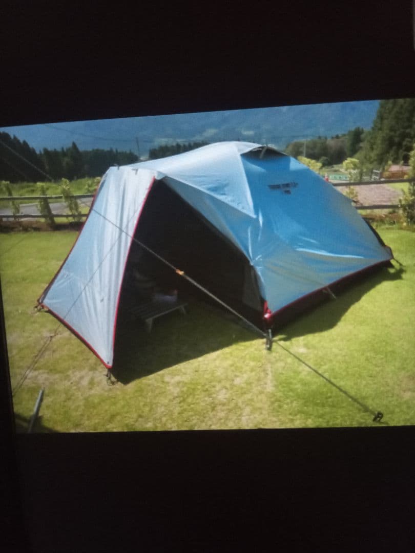 ソロキャンプにオススメ4点セット　テントやコット、テーブル等あります