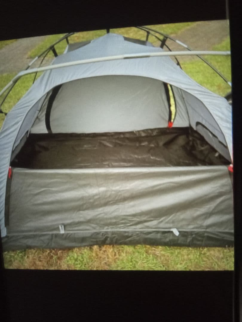 ソロキャンプにオススメ4点セット　テントやコット、テーブル等あります