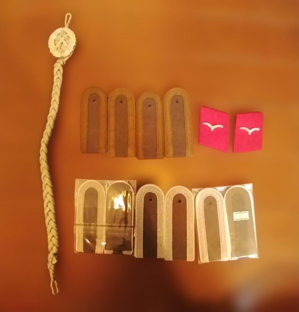 東ドイツ軍 野戦服 サスペンダー 階級章など セット