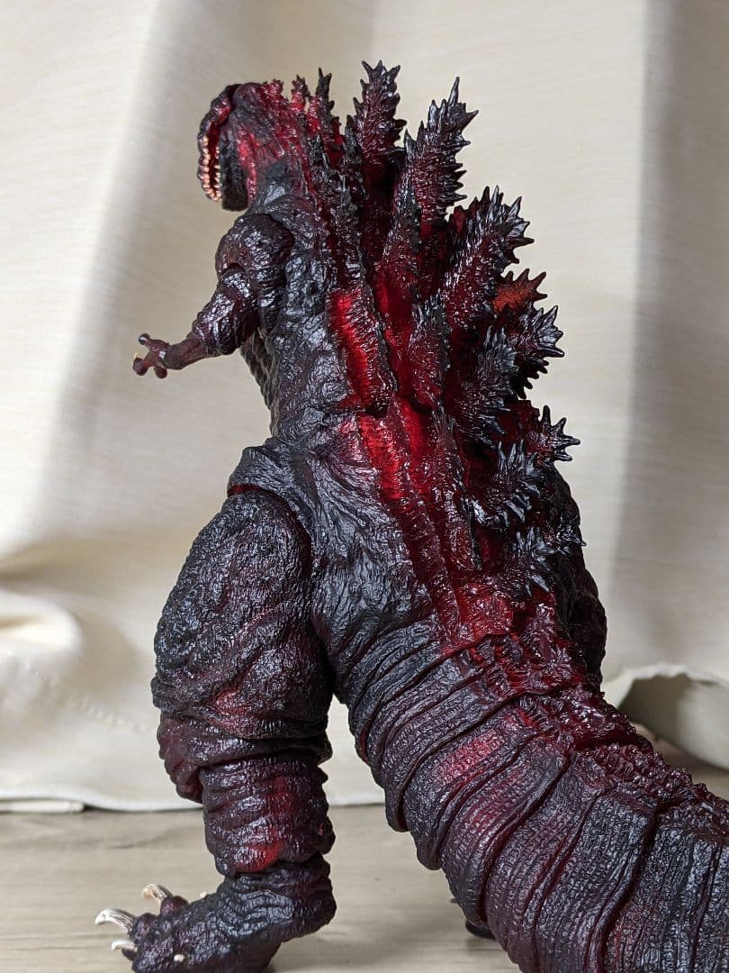 S.H.MonsterArts ゴジラ (2016) 夜間戦闘Ver.