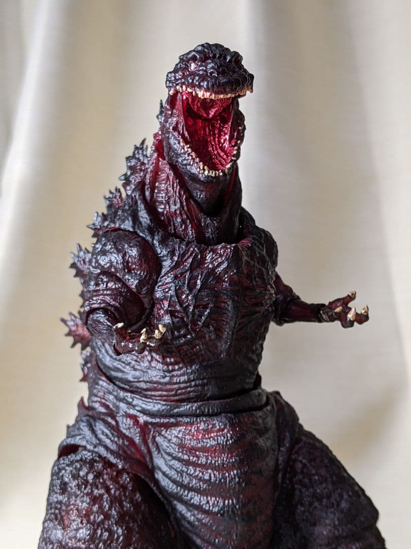 S.H.MonsterArts ゴジラ (2016) 夜間戦闘Ver.