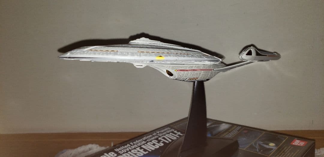 バンダイU.S.S. ENTERPRISE NCC-1701-E