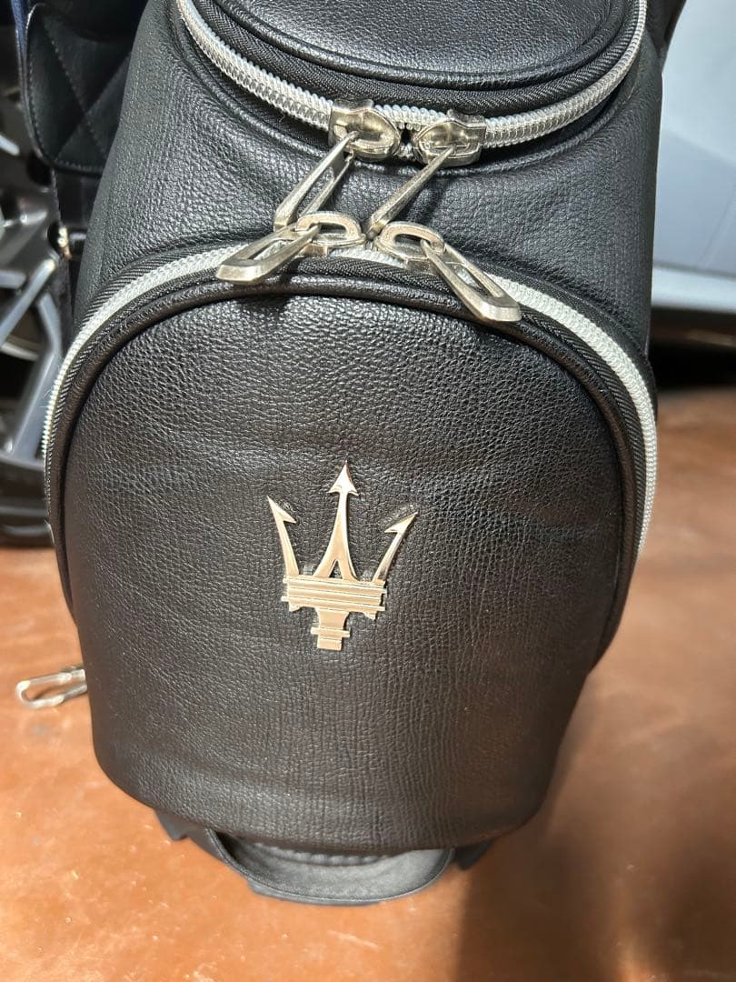 マセラティ　キャディーバック