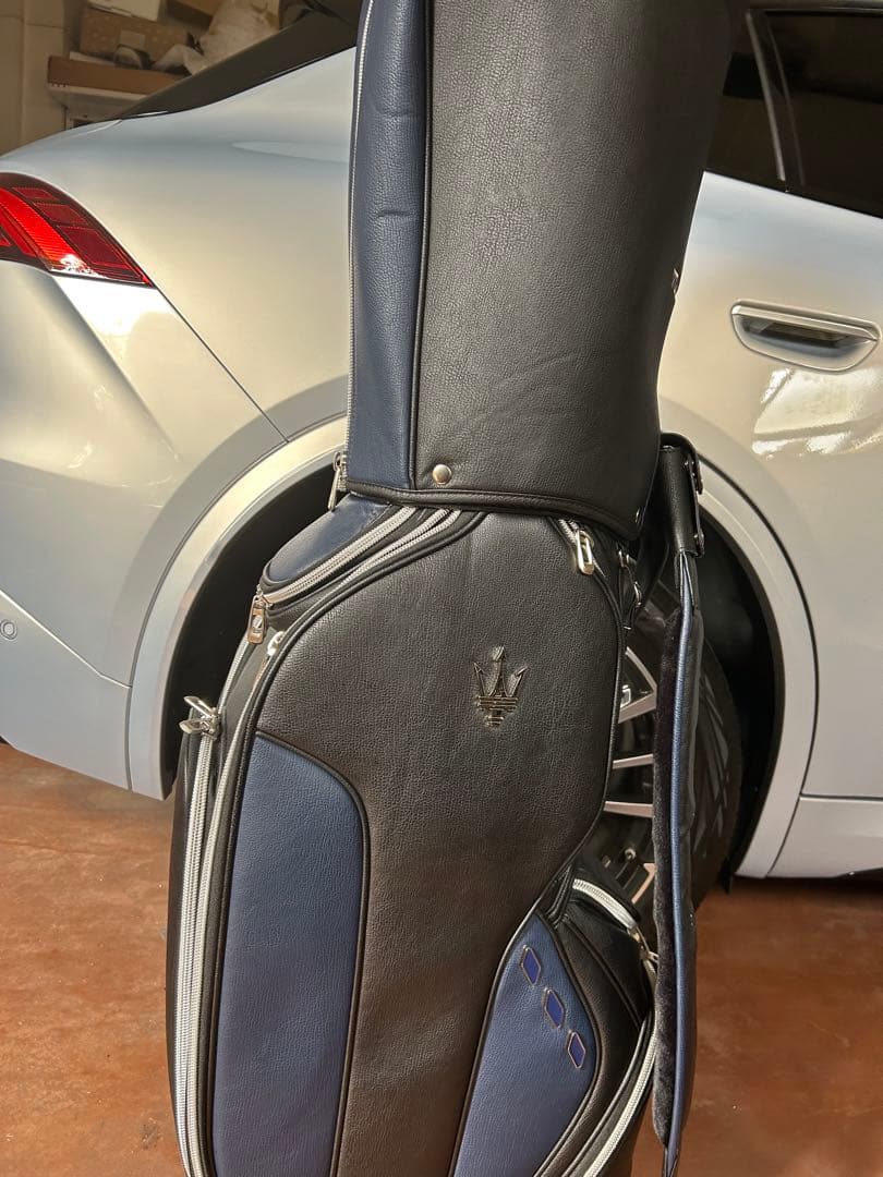 マセラティ　キャディーバック